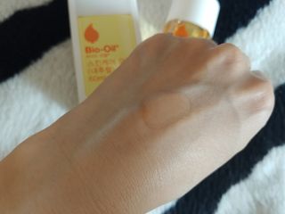 바이오오일 [바이오-오일] 스킨케어 오일 내추럴 60ml — 5점을 준 리뷰어가 2021년 5월 올린 사용 사진