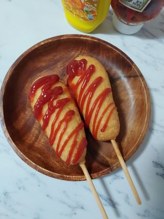 오마뎅 한우핫도그 — 5점을 준 리뷰어가 2021년 5월 올린 사용 사진
