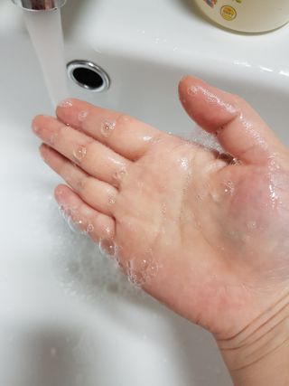 랑벨 내츄럴 딥 포어 클렌저 210ml (저자극 약산성 천연 클렌징 젤) — 3점을 준 리뷰어가 2022년 3월 올린 사용 사진