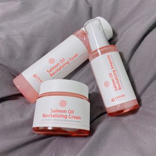 아이앤립 / EYENLIP 아이앤립 연어오일 리바이탈라이징 토너+앰플+크림 3종 세트 — 5점을 준 리뷰어가 2021년 6월 올린 사용 사진