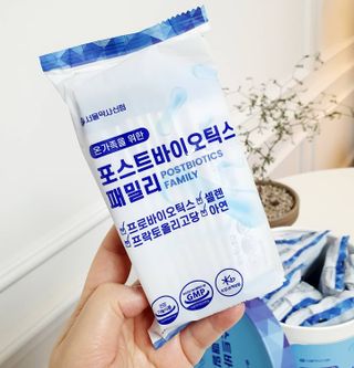 서울약사신협_포스트바이오틱스패밀리_5g x 100포 — 5점을 준 리뷰어가 2021년 3월 올린 사용 사진