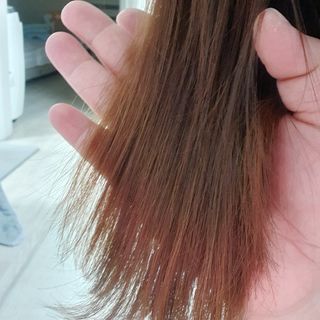 ★N쇼핑 헤어팩 1위★ 리하 에그 화이트 극손상 무실리콘 트리트먼트 헤어팩 — 5점을 준 리뷰어가 2022년 6월 올린 사용 사진