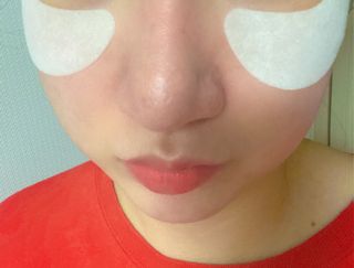 건강누리인터내셔날 레아라 다이아포스 슬리핑 아이패치 골드 & 물광 아이패치 [14회분/총 28매] — 4.5점을 준 리뷰어가 2022년 7월 올린 사용 사진