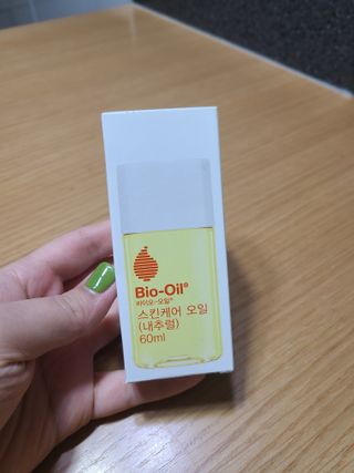 바이오오일 [바이오-오일] 스킨케어 오일 내추럴 60ml — 5점을 준 리뷰어가 2021년 11월 올린 사용 사진