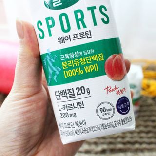셀렉스스포츠 셀렉스 스포츠 웨이 프로틴 복숭아_ 330ml x 12팩 — 4점을 준 리뷰어가 2021년 3월 올린 사용 사진