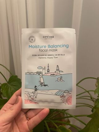 세뚜아(Cettua) 나우[세뚜아] 모이스처 밸런싱 페이셜 마스크 Cettua Moisture Balancing Facial Mask 4매 — 3.5점을 준 리뷰어가 2023년 12월 올린 사용 사진