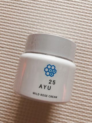 AYU25[아유트웬티파이브]다마스크로즈워터 베이스 천연 수분 촉촉 크림 — 3.5점을 준 리뷰어가 2021년 4월 올린 사용 사진