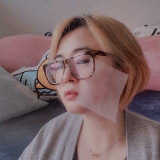 [갸스비] 메이크업은 그대로, 피지만 쏙 - BB킵 오일컨트롤 파우더 페이퍼 — 4.5점을 준 리뷰어가 2021년 10월 올린 사용 사진