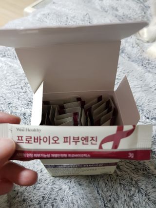삼진제약 위시헬씨 [삼진제약] 위시헬씨 프로바이오 피부엔진 — 5점을 준 리뷰어가 2020년 12월 올린 사용 사진