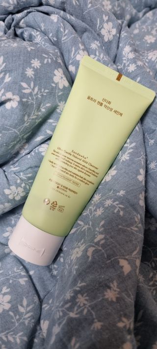 스킨큐어 산다화 울트라 젠틀 약산성 세안제 — 4점을 준 리뷰어가 2023년 3월 올린 사용 사진
