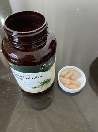 로얄 캐네디언 카보블록 슬림 — 5점을 준 리뷰어가 2023년 4월 올린 사용 사진
