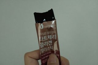 자연에온 가득담은 몽모랑시 타트체리 콜라겐 젤리스틱 — 4점을 준 리뷰어가 2021년 1월 올린 사용 사진