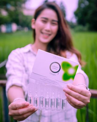 유니베르소 산소앰플 7일 집중케어 앰플 — 5점을 준 리뷰어가 2021년 6월 올린 사용 사진