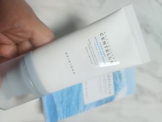 [스킨1004] 마다가스카르 센텔라 히알루-시카 워터핏 선세럼 50ml — 5점을 준 리뷰어가 2024년 5월 올린 사용 사진