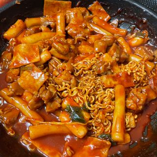 한성기업 무볼레 닭떡볶이+해물떡볶이 2종 세트 — 4점을 준 리뷰어가 2021년 9월 올린 사용 사진