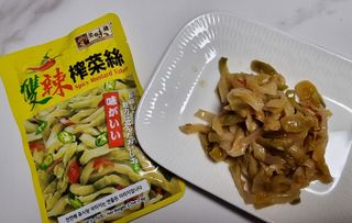 루시델리 야미하우스 홍콩 스파이시 프리미엄 짜사이 무침 500g — 5점을 준 리뷰어가 2024년 6월 올린 사용 사진