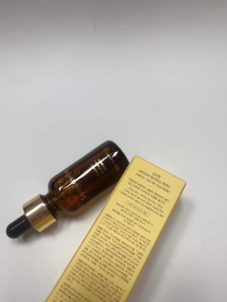 스킨큐어 산다화 비타민c 화이트닝 에센스 30ml — 5점을 준 리뷰어가 2023년 7월 올린 사용 사진