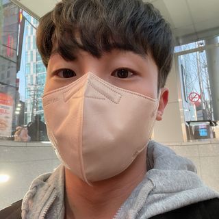 애니가드 셋업메베마스크 (대형 4컬러 + 중형 4컬러) — 5점을 준 리뷰어가 2022년 3월 올린 사용 사진