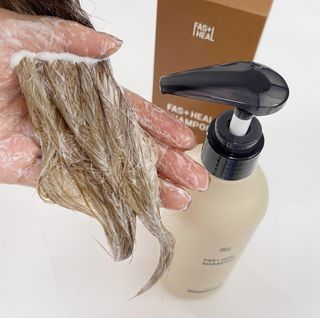 패스트힐(fast heal) 패스트힐 탈모증상완화샴푸 470ml — 5점을 준 리뷰어가 2023년 9월 올린 사용 사진
