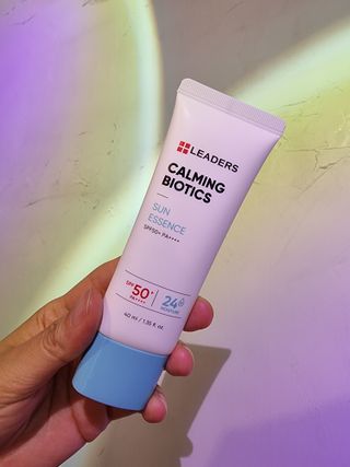 리더스코스메틱 리더스 카밍 바이오틱스 선 에센스 SPF 50+ PA++++ — 5점을 준 리뷰어가 2022년 7월 올린 사용 사진