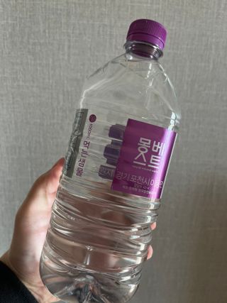 몽베스트 MONTBEST 1L 12입 — 5점을 준 리뷰어가 2022년 1월 올린 사용 사진