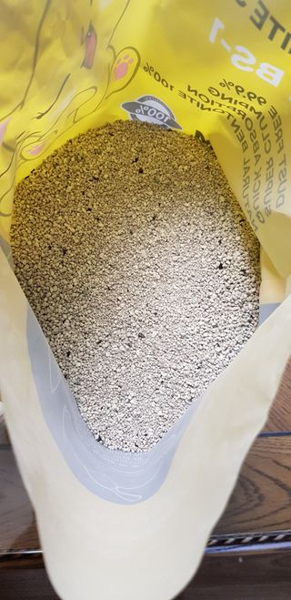 겟플렉스 켓플렉스 캣츠룸BS-1 고양이모래 4kg — 5점을 준 리뷰어가 2021년 3월 올린 사용 사진