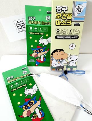 [숨그림]  덴탈마스크 짱구 우리아이 그리고 내가 쓰는 믿을수있는 케릭터 마스크  16종 — 5점을 준 리뷰어가 2021년 10월 올린 사용 사진