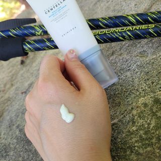 [스킨1004] 마다가스카르 센텔라 히알루-시카 워터핏 선세럼 50ml — 5점을 준 리뷰어가 2024년 5월 올린 사용 사진