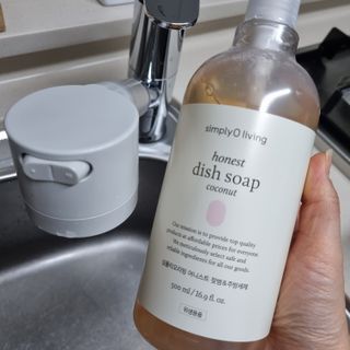 심플리오리빙 어니스트 주방세제 본품 500ml + 리필 900ml (코코넛향) — 5점을 준 리뷰어가 2022년 6월 올린 사용 사진