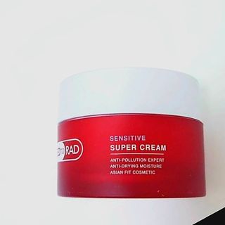 레드투래드 센서티브 슈퍼 크림 50ml — 5점을 준 리뷰어가 2021년 9월 올린 사용 사진