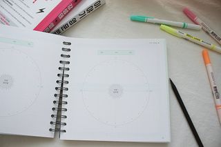 리훈 여러분의 오늘을 채워나갈 수 있도록 도와줄 오늘공부 1년용 스터디플래너 — 5점을 준 리뷰어가 2021년 4월 올린 사용 사진