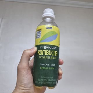 더그레잇티 콤부차 300ml *12개입 (오리지널 6개+베리리치 6개) — 5점을 준 리뷰어가 2022년 7월 올린 사용 사진