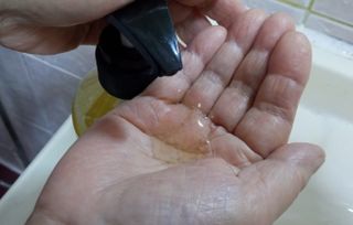 [바디홈즈] 골드 마유 샴푸 — 5점을 준 리뷰어가 2021년 11월 올린 사용 사진