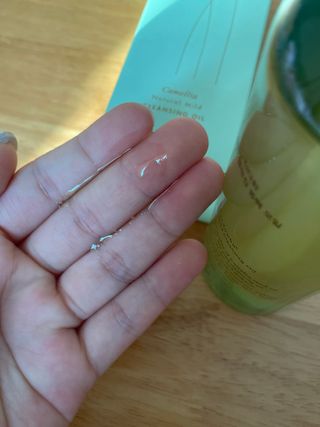 스킨큐어 산다화 순한 클렌징 동백 오일 200ml — 4점을 준 리뷰어가 2023년 8월 올린 사용 사진