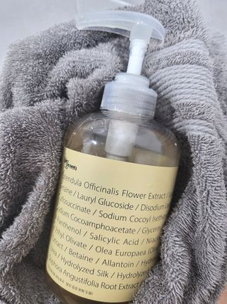 빅그린 안티 헤어로스 탈모 카렌듈라 바이옴 샴푸 500ml (지성두피용) — 4점을 준 리뷰어가 2022년 7월 올린 사용 사진