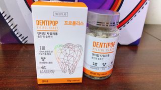 작심연구소 구취제거+충치예방+치아화이트닝 마법의 캔디 덴티팝3종(맛 랜덤 발송) — 3점을 준 리뷰어가 2022년 5월 올린 사용 사진