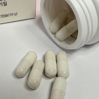 프리마인 성큼다가온 봄, 이너뷰티를 챙겨야 피부도 화사하게, 컨디션도 활기차게. 흡수율을 높인 고효율 비타민. — 5점을 준 리뷰어가 2023년 4월 올린 사용 사진