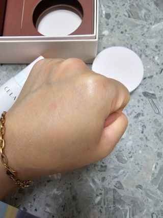 프리마인 바르기만 하면 철벽 스킨케어+24시간 마스크팩 효과. 셀라브 리제너레이팅 시스템 부스터+크림 세트 — 5점을 준 리뷰어가 2023년 8월 올린 사용 사진