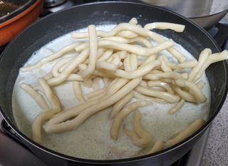 [푸딩팩토리] 로제누들떡볶이 500g / 까르보나라크림누들떡볶이 500g — 4.5점을 준 리뷰어가 2022년 8월 올린 사용 사진