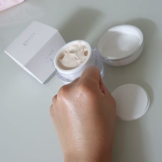 렉스리 크리에이티브 크림  Rexri Creative Cream — 5점을 준 리뷰어가 2022년 6월 올린 사용 사진