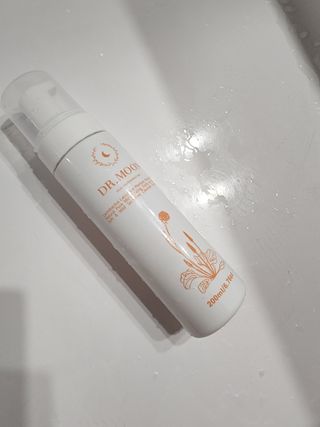 MF프리 [닥터문] 유산균 락토케어 질경초 여성청결제 200ml (폼타입) — 5점을 준 리뷰어가 2022년 7월 올린 사용 사진