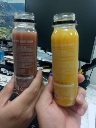 BLENDY'S 핑크 스무디+블론디 스무디 — 5점을 준 리뷰어가 2021년 12월 올린 사용 사진