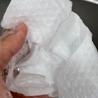 부직포나라 중금속유해물질ZERO 뜯어쓰는 주방 일회용수세미 60매 2매 — 5점을 준 리뷰어가 2022년 12월 올린 사용 사진