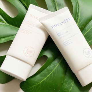 보타니티 촉촉수분자차 아쿠아핏 선 에센스 50ml + 보송톤업자차 징크 선 로션 50ml SPF50+ PA++++ (4/25) — 5점을 준 리뷰어가 2022년 5월 올린 사용 사진