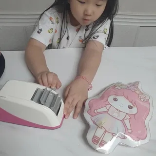 3M 한번의 터치로 깔끔하게 착! 원터치 테이프 디스펜서 — 5점을 준 리뷰어가 2023년 7월 올린 사용 사진