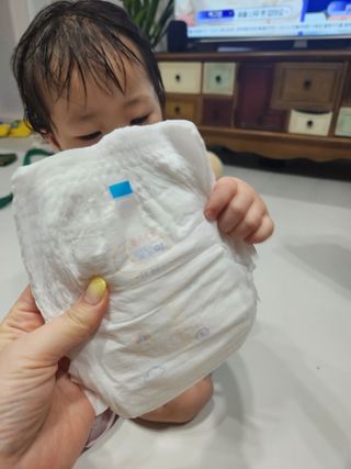 쿠잉 에어드라이  풀커버 팬티기저귀 (L/XL/XXL/XXXL) 1팩 — 5점을 준 리뷰어가 2023년 2월 올린 사용 사진