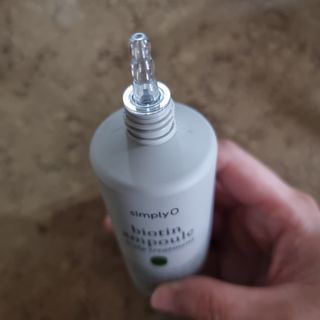 심플리오 비오틴 탈모케어 솔루션 2종 샴푸 500ml + 앰플 1개입 — 5점을 준 리뷰어가 2022년 4월 올린 사용 사진