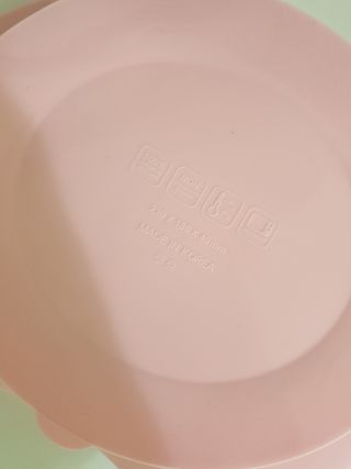 유비맘 캐릭터 실리콘 흡착 식판_색상 랜덤발송 — 5점을 준 리뷰어가 2021년 3월 올린 사용 사진