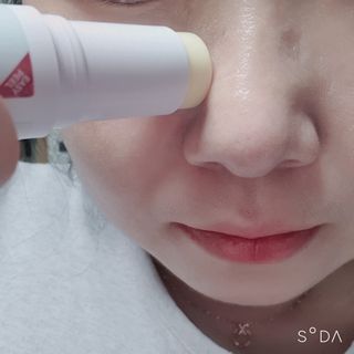 리더스코스메틱 리더스 퍼스트 샷 에센스 스틱 2종 — 5점을 준 리뷰어가 2022년 5월 올린 사용 사진
