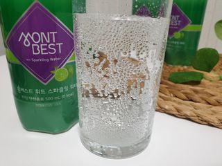 몽베스트 Montbest with Sparkling water Lime20병 — 5점을 준 리뷰어가 2021년 10월 올린 사용 사진